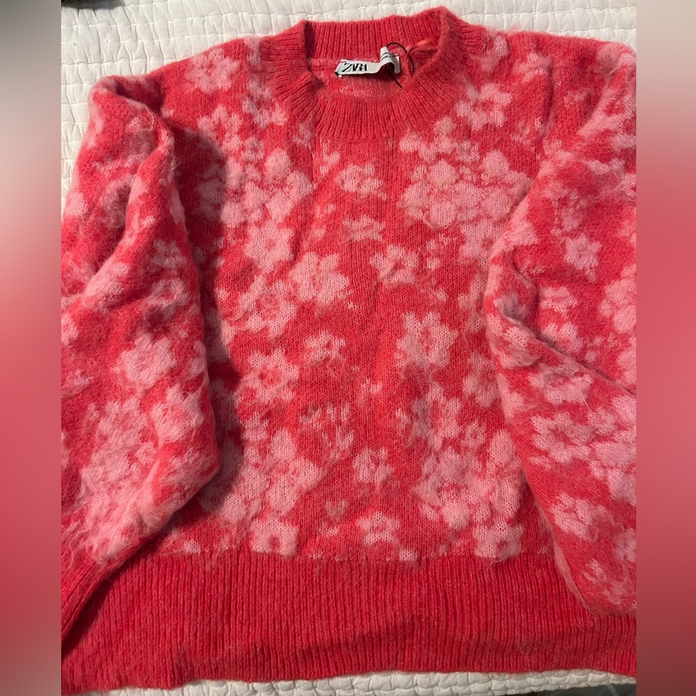 NEW Pink Floral Zara Sweater